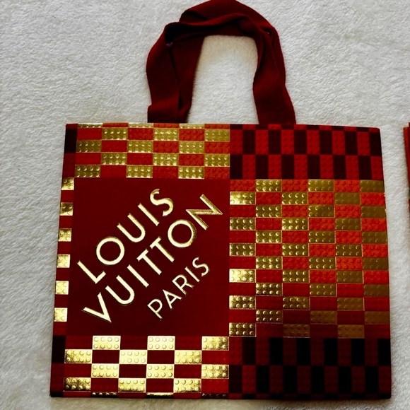 Auth Louis Vuitton M size box, dust bag & 2 different gift bags LIKE NEW! - Picture 10 of 14